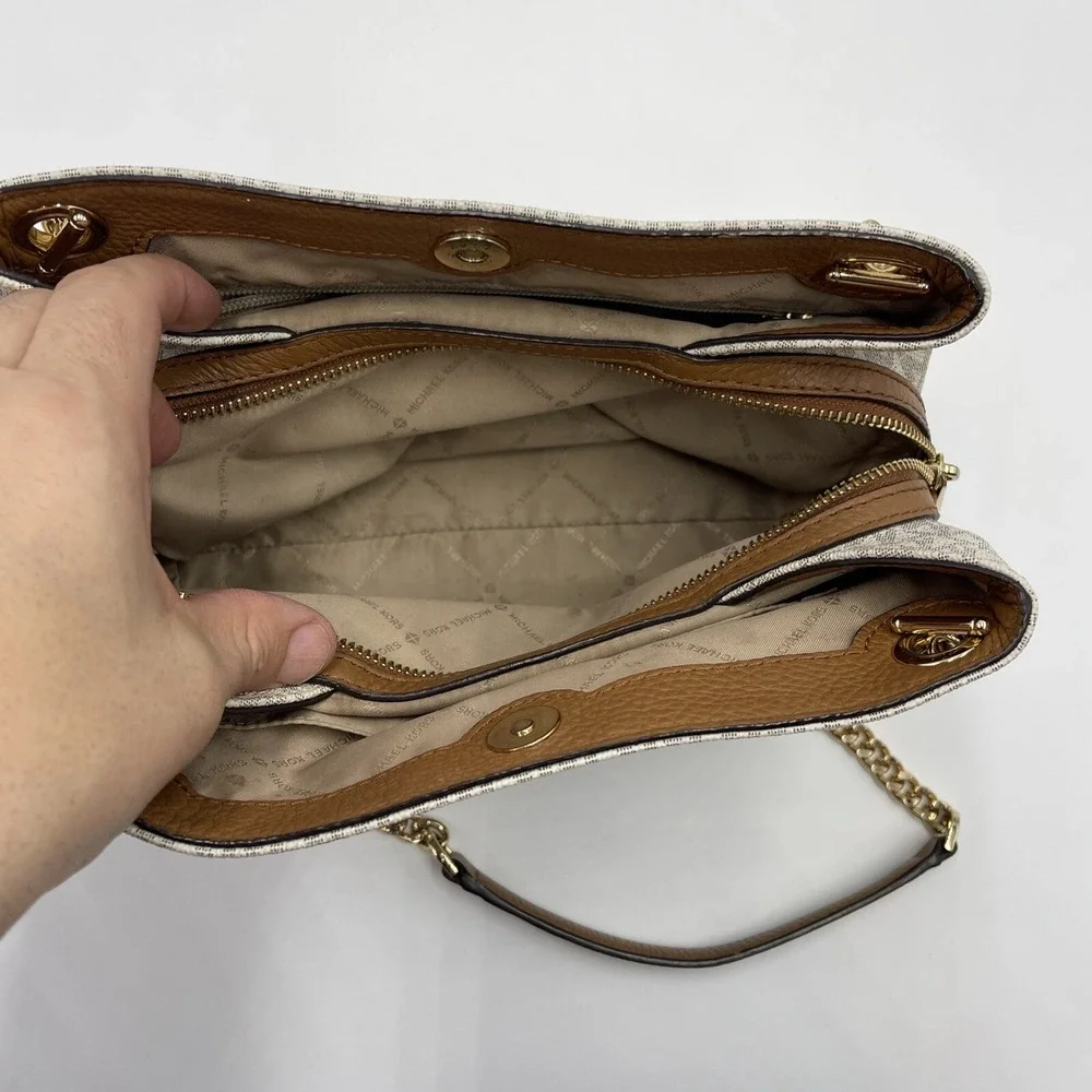 Michael Kors Jet Set Travel Beige Signature MK Logo Chain Shoulder‎ Tote Bag - Picture 15 of 16